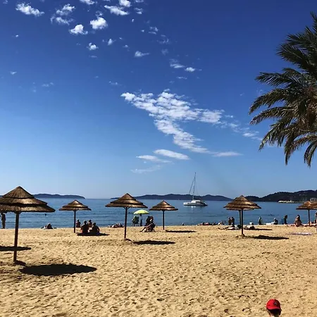 Hébergement de vacances Maison Climatisée Avec Grand Jardin, Proche Et Commerces - Fr-1-610-102