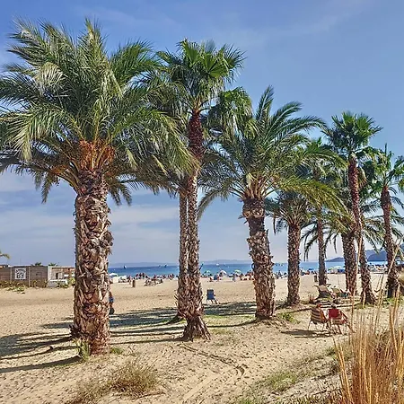 Maison Climatisée Avec Grand Jardin, Proche Et Commerces - Fr-1-610-102 Hébergement de vacances Bormes-les-Mimosas