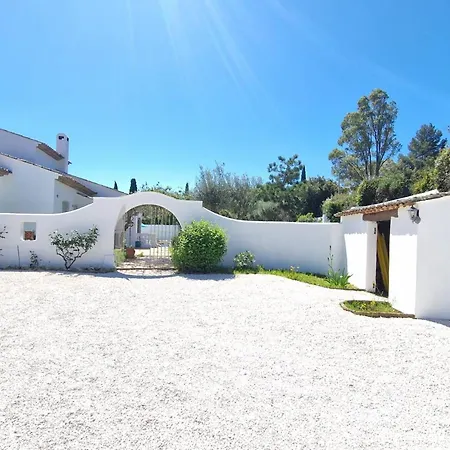 Maison Climatisee Avec Grand Jardin, Proche Et Commerces - Fr-1-610-102 Bormes-les-Mimosas
