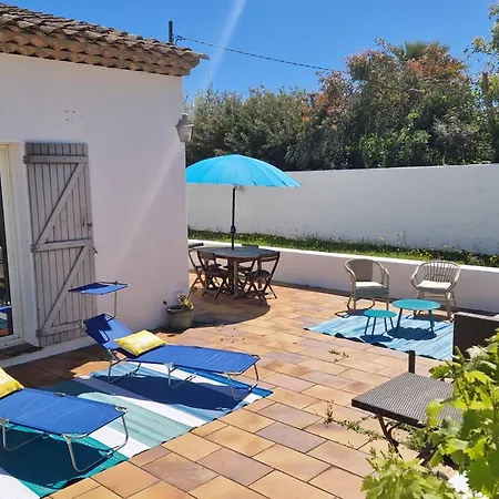 Maison Climatisee Avec Grand Jardin, Proche Et Commerces - Fr-1-610-102 *