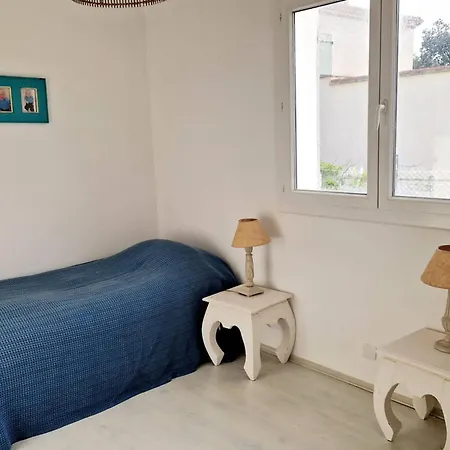 Maison Climatisee Avec Grand Jardin, Proche Et Commerces - Fr-1-610-102