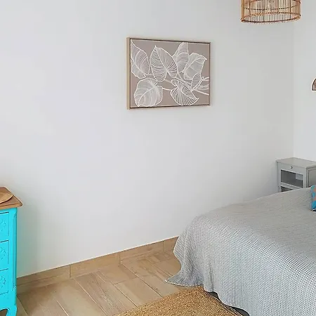 Maison Climatisee Avec Grand Jardin, Proche Et Commerces - Fr-1-610-102 *